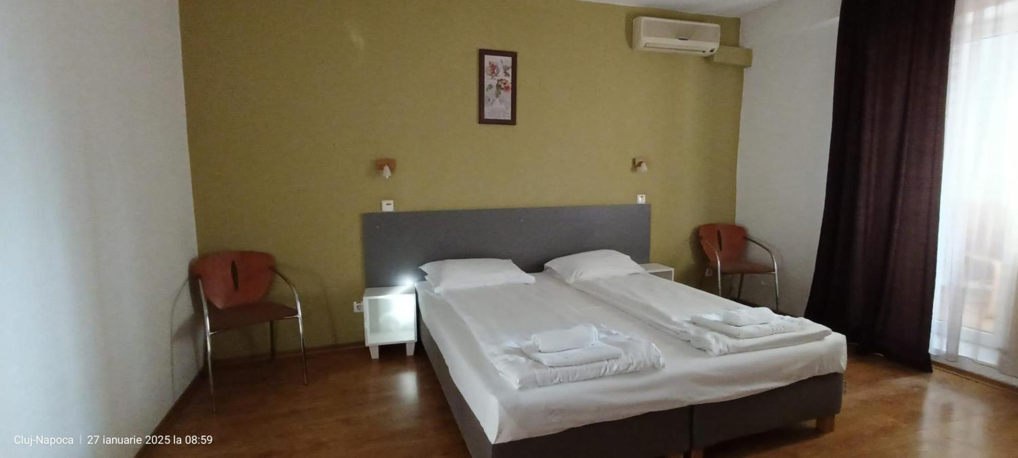 Hotel Liliacul Kluż-Napoka Zewnętrze zdjęcie